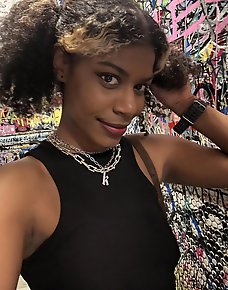 Amateur Ebony Girls Private Pics