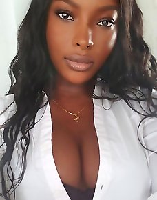 Amateur Ebony Girls Private Pics