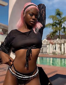 Amateur Ebony Girls Private Pics