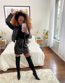 Amateur Ebony Girls Private Pics