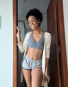 Amateur Ebony Girls Private Pics