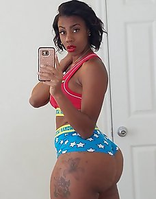 Amateur Ebony Girls Private Pics
